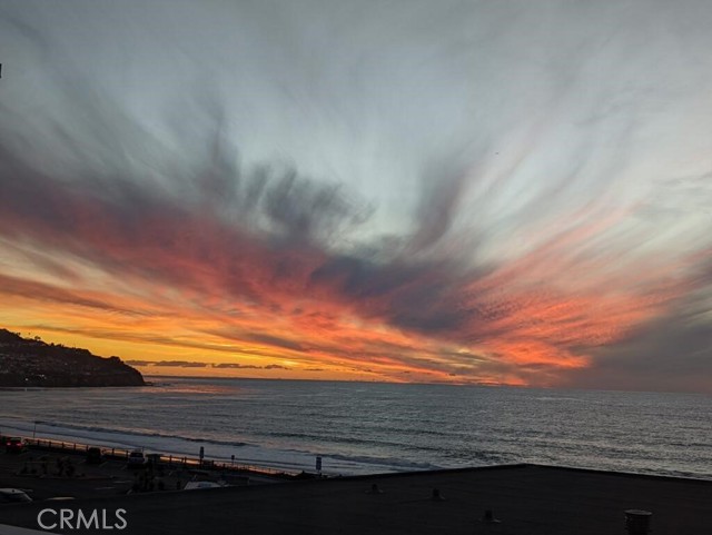 Detail Gallery Image 40 of 44 For 320 Paseo De La Playa a,  Redondo Beach,  CA 90277 - 2 Beds | 2/1 Baths