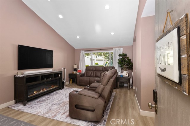 438 N Via Capri, Anaheim CA: https://media.crmls.org/medias/46bd8ba4-7820-4c58-8b2d-c2ef28d46c44.jpg
