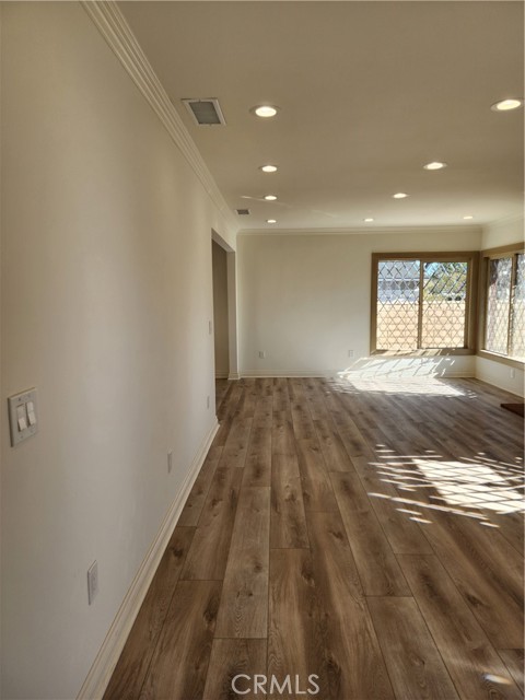 Image 2 of 50 For 453 Laurel Avenue