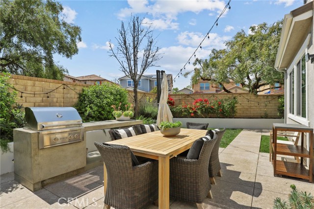 24229 La Montura Drive, Valencia CA: https://media.crmls.org/medias/46c056b2-7ac6-463d-bfb6-60bacb5dc12f.jpg