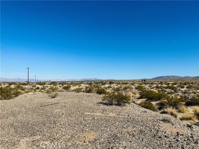 Detail Gallery Image 18 of 21 For 5 Sullivan Rd, Twentynine Palms,  CA 92277 - – Beds | – Baths