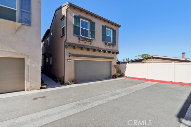 Detail Gallery Image 2 of 21 For 3827 Grant St #49,  Corona,  CA 92879 - 3 Beds | 2/1 Baths