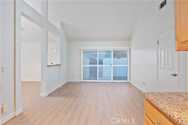 10171 Valley Circle Boulevard, Chatsworth CA: https://media.crmls.org/medias/46c11518-297f-4eb1-adb3-25bc7a9de125.jpg