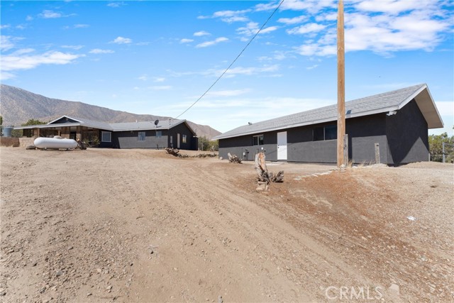 29405 123rd E Street, Pearblossom CA: https://media.crmls.org/medias/46c17c04-5148-464e-8632-0435a4ddab5d.jpg