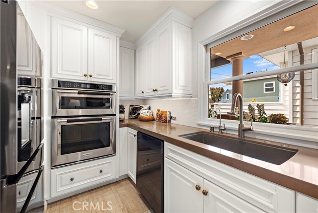 Detail Gallery Image 10 of 20 For 434 1/2 Dahlia Ave, Corona Del Mar,  CA 92625 - 2 Beds | 2/1 Baths