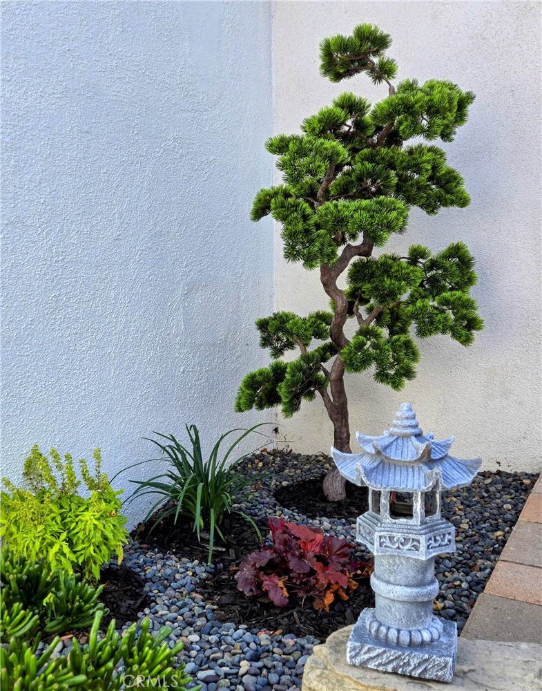 https://media.crmls.org/medias/46c2cc1f-8102-4f49-a669-250288646277.jpg?preset=X-Large