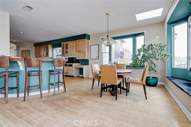 1936 Loma Drive, Hermosa Beach, California 90254, 3 Bedrooms Bedrooms, ,3 BathroomsBathrooms,Residential,Sold,Loma,SB21238629