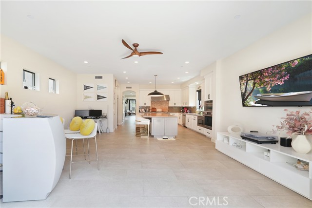 Detail Gallery Image 8 of 25 For 1017 Delaware St, Huntington Beach,  CA 92648 - 3 Beds | 3/1 Baths