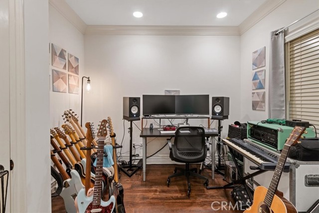 Detail Gallery Image 15 of 31 For 12026 Hoffman Steet #101,  Studio City,  CA 91604 - 3 Beds | 3 Baths