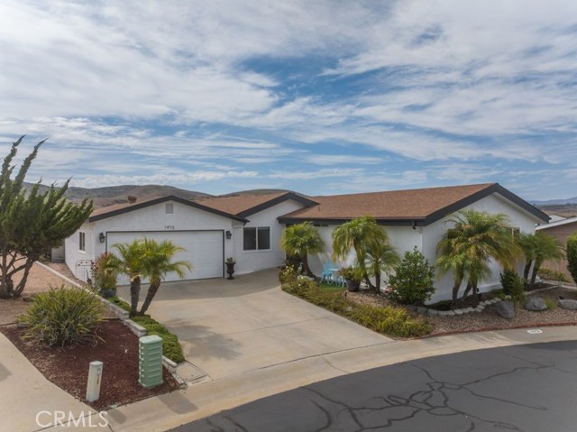 Detail Gallery Image 1 of 74 For 1473 Salem Ct, Oceanside,  CA 92057 - 4 Beds | 4 Baths