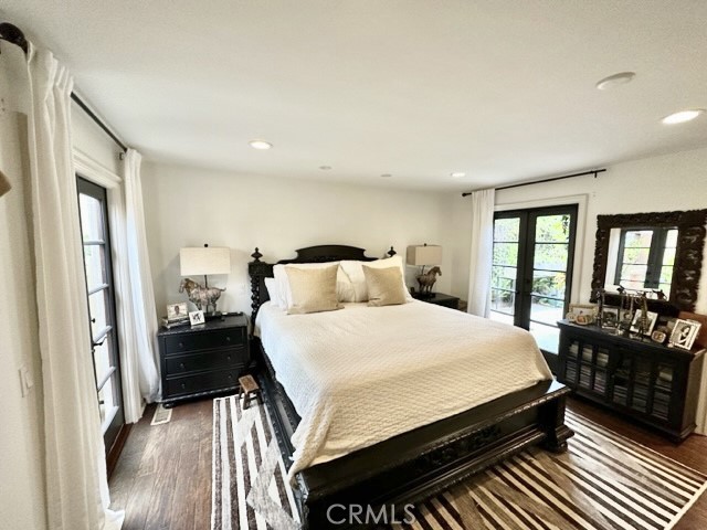 https://media.crmls.org/medias/46c4750e-406e-4279-a3a3-4db9d485ef5c.jpg?preset=X-Large