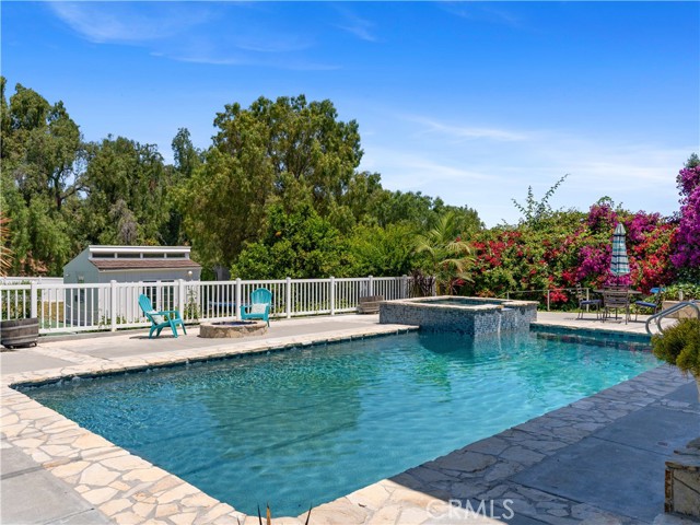 7 Roanwood Drive, Rolling Hills Estates, California 90274, 5 Bedrooms Bedrooms, ,3 BathroomsBathrooms,Residential,Sold,Roanwood,PV23113404