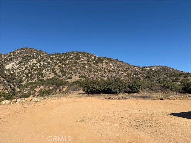 Detail Gallery Image 6 of 17 For 12159 Oro Vista Ave, Sun Valley,  CA 91040 - – Beds | – Baths