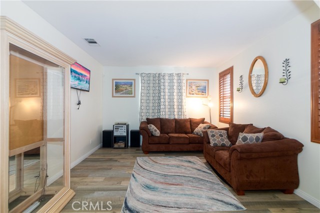 Detail Gallery Image 9 of 33 For 27566 Rockwood, Moreno Valley,  CA 92555 - 3 Beds | 3 Baths