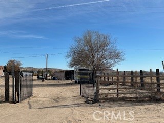 16848 Sorrel Trail Road, Helendale CA: https://media.crmls.org/medias/46c8839b-803f-421b-aa9d-adb802bc977e.jpg