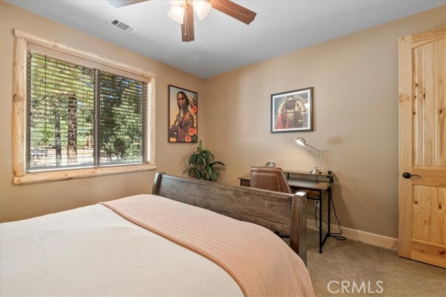 Image 24 of 45 For 1020 Heritage Trail