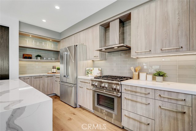 Detail Gallery Image 15 of 44 For 2005 Mathews Ave a,  Redondo Beach,  CA 90278 - 4 Beds | 5 Baths