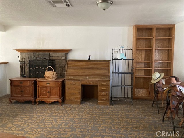 Detail Gallery Image 10 of 17 For 28829 Howard Rd, Barstow,  CA 92311 - 3 Beds | 1 Baths