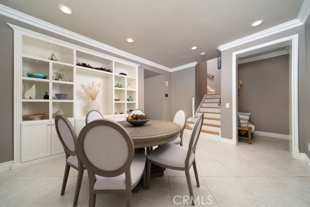 Detail Gallery Image 5 of 49 For 27050 Island Rd, Valencia,  CA 91355 - 5 Beds | 3 Baths