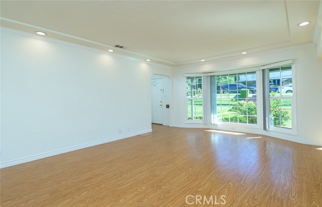 Detail Gallery Image 16 of 58 For 2111 N Verdugo, Glendale,  CA 91208 - 2 Beds | 2 Baths