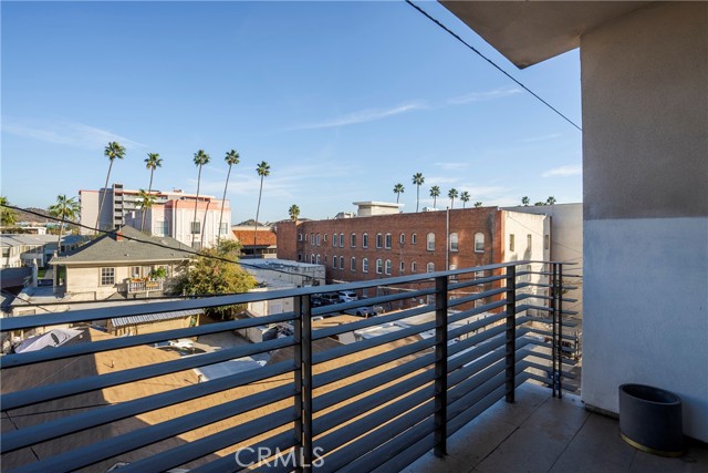 Detail Gallery Image 12 of 34 For 118 S Kenwood St #307,  Glendale,  CA 91205 - 2 Beds | 2 Baths