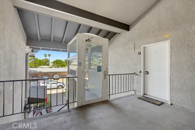Detail Gallery Image 5 of 48 For 13342 Del Monte 5p,  Seal Beach,  CA 90740 - 2 Beds | 2 Baths