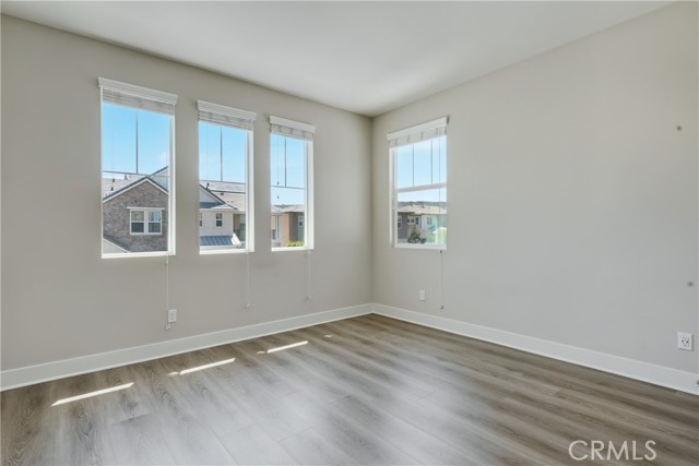 54 Sagan Way, Irvine CA: https://media.crmls.org/medias/46cd0373-c4e8-471e-9804-53925634e2aa.jpg