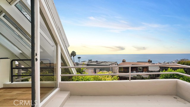 741 Marlin, Laguna Beach CA: https://media.crmls.org/medias/46cd3bff-ec46-4aaf-8f69-936260199e69.jpg