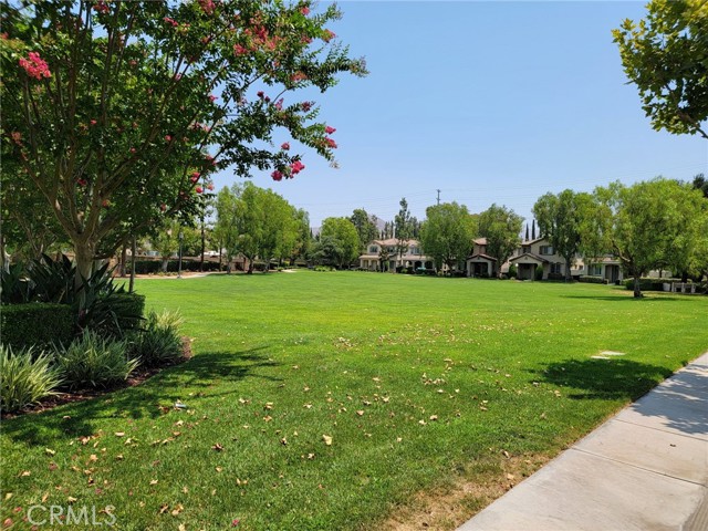 Detail Gallery Image 15 of 17 For 1662 Palermo Dr, Riverside,  CA 92507 - 3 Beds | 2/1 Baths