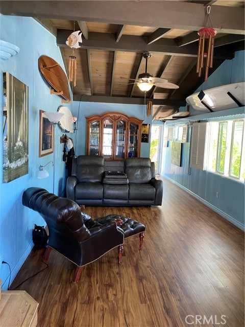 80 Huntington, Huntington Beach CA: https://media.crmls.org/medias/46cf09f0-5daa-46f6-b939-4e6db316e15a.jpg