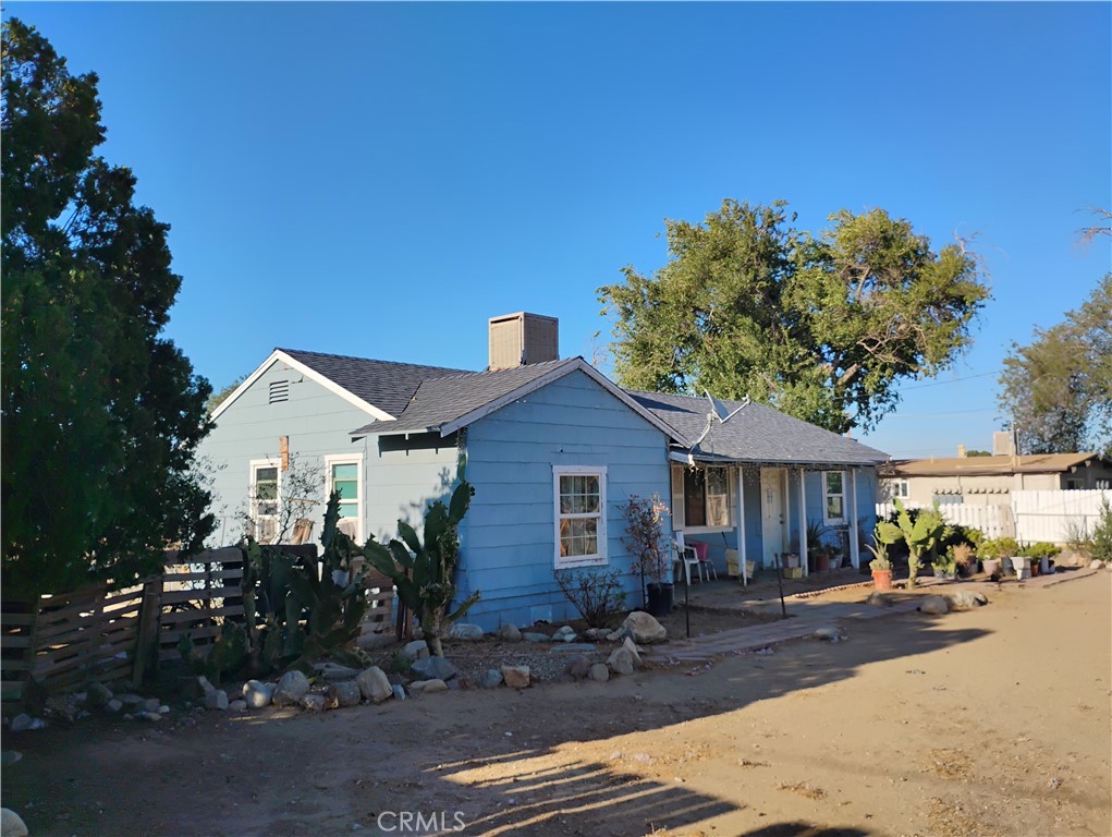 557 E Avenue Q12