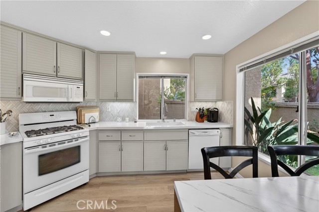 Detail Gallery Image 11 of 63 For 1 Encantado Canyon, Rancho Santa Margarita,  CA 92688 - 2 Beds | 2 Baths