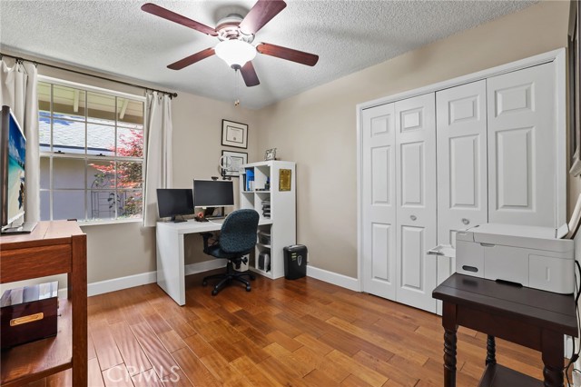 11571 Harrisburg, Rossmoor CA: https://media.crmls.org/medias/46d09adf-e1a5-462f-ab7e-3da285ca686b.jpg