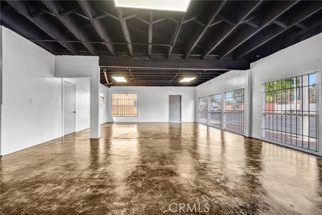 520 W Pacific Coast Highway, Long Beach CA: https://media.crmls.org/medias/46d10cd1-4ec4-4dac-86f4-6515d59eba6b.jpg