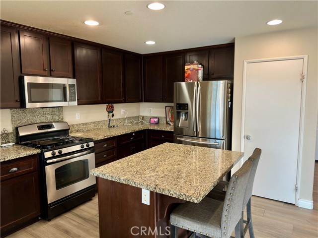 1752 El Nido, Perris CA: https://media.crmls.org/medias/46d1653c-95e7-4330-8c02-f72a058fd3a3.jpg