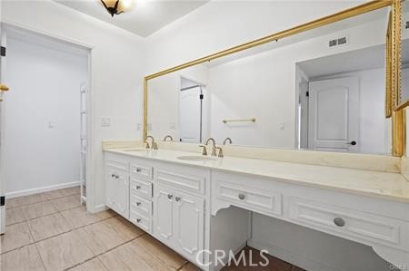 https://media.crmls.org/medias/46d1ba7a-d9de-4382-868b-cd81dbfd5919.jpg?preset=X-Large