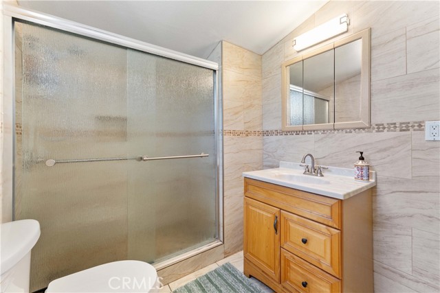 Detail Gallery Image 18 of 39 For 14582 El Molino St, Fontana,  CA 92335 - 6 Beds | 3 Baths