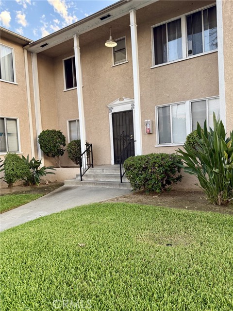 340 N 2nd Street, Montebello CA: https://media.crmls.org/medias/46d4636a-74a1-4d23-86b9-7fdba57b6430.jpg