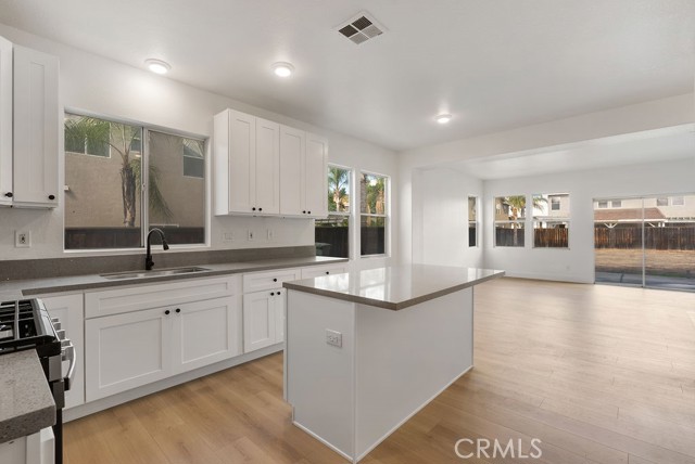 Detail Gallery Image 20 of 56 For 19068 Clover, Riverside,  CA 92508 - 4 Beds | 2/1 Baths