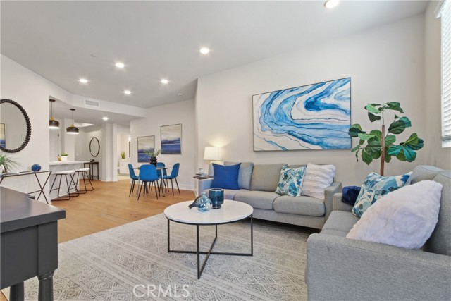 927 Deep Valley Drive, Rolling Hills Estates, California 90274, 2 Bedrooms Bedrooms, ,2 BathroomsBathrooms,Residential,For Sale,Deep Valley,SB26076421