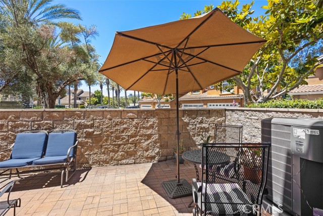 Detail Gallery Image 10 of 21 For 180 Matisse Cir, Aliso Viejo,  CA 92656 - 4 Beds | 2/1 Baths