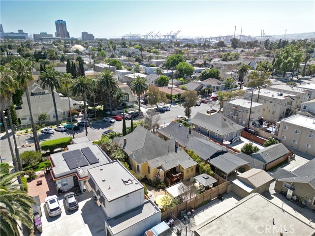 411 11th Street, Long Beach, California 90813, 3 Bedrooms Bedrooms, ,2 BathroomsBathrooms,Single Family Residence,For Sale,11th,OC24071552