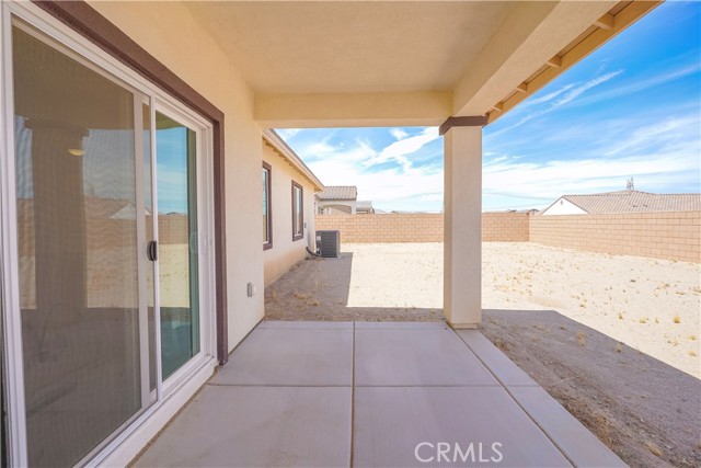Detail Gallery Image 19 of 26 For 12326 Ranchito Way, Victorville,  CA 92392 - 3 Beds | 2 Baths