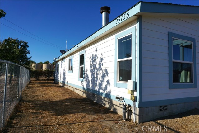 Detail Gallery Image 4 of 42 For 35156 Hobbiton Rd, Hemet,  CA 92544 - 3 Beds | 2 Baths