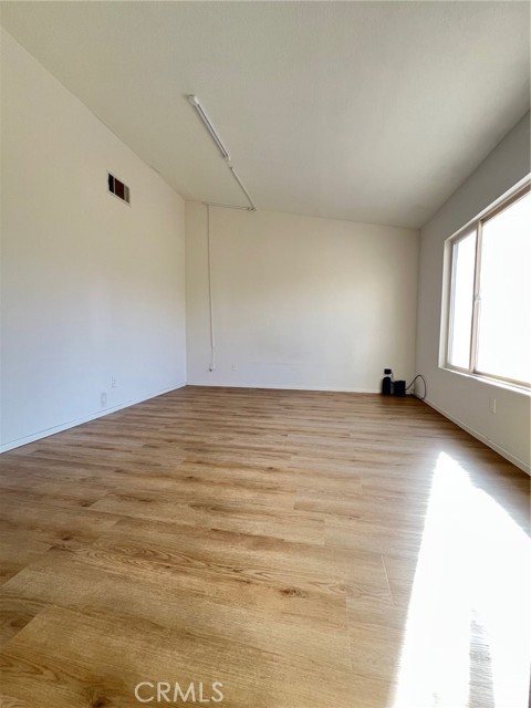 Detail Gallery Image 11 of 21 For 14351 via Roca, Victorville,  CA 92392 - 4 Beds | 2 Baths