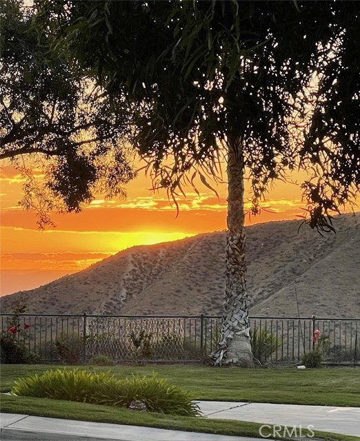 Detail Gallery Image 39 of 43 For 28346 Linda Vista, Canyon Country,  CA 91387 - 6 Beds | 3 Baths