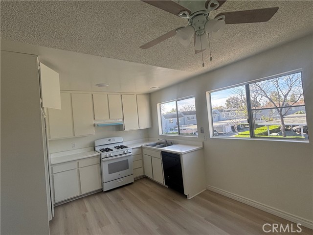 Detail Gallery Image 18 of 20 For 167 Briarwood, Irvine,  CA 92604 - 3 Beds | 1 Baths