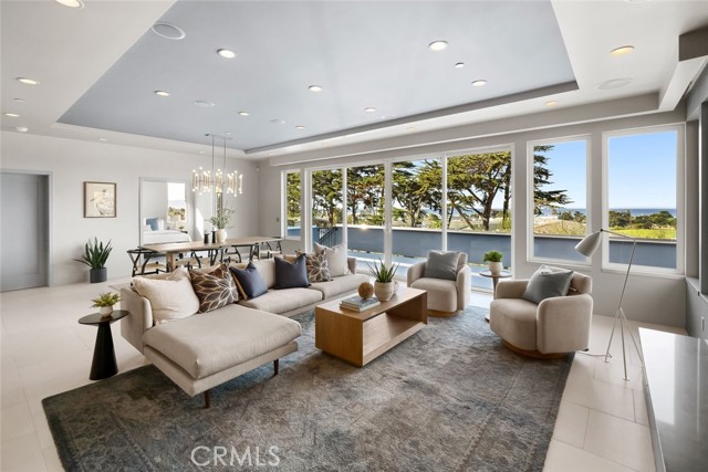 Detail Gallery Image 8 of 64 For 3020 Ironwood Avenue, Morro Bay,  CA 93442 - 4 Beds | 3/1 Baths