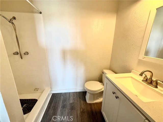 Detail Gallery Image 4 of 7 For 12287 Osborne St #12,  Pacoima,  CA 91331 - 3 Beds | 2 Baths