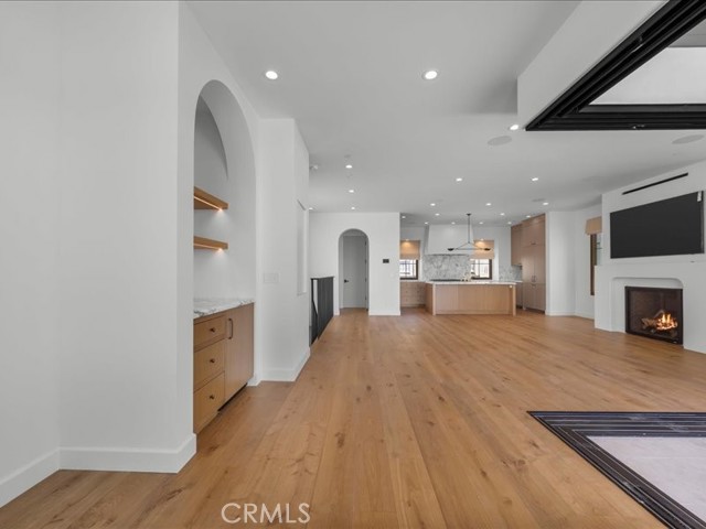 Detail Gallery Image 15 of 61 For 505 Bayview Dr, Manhattan Beach,  CA 90266 - 3 Beds | 3/1 Baths